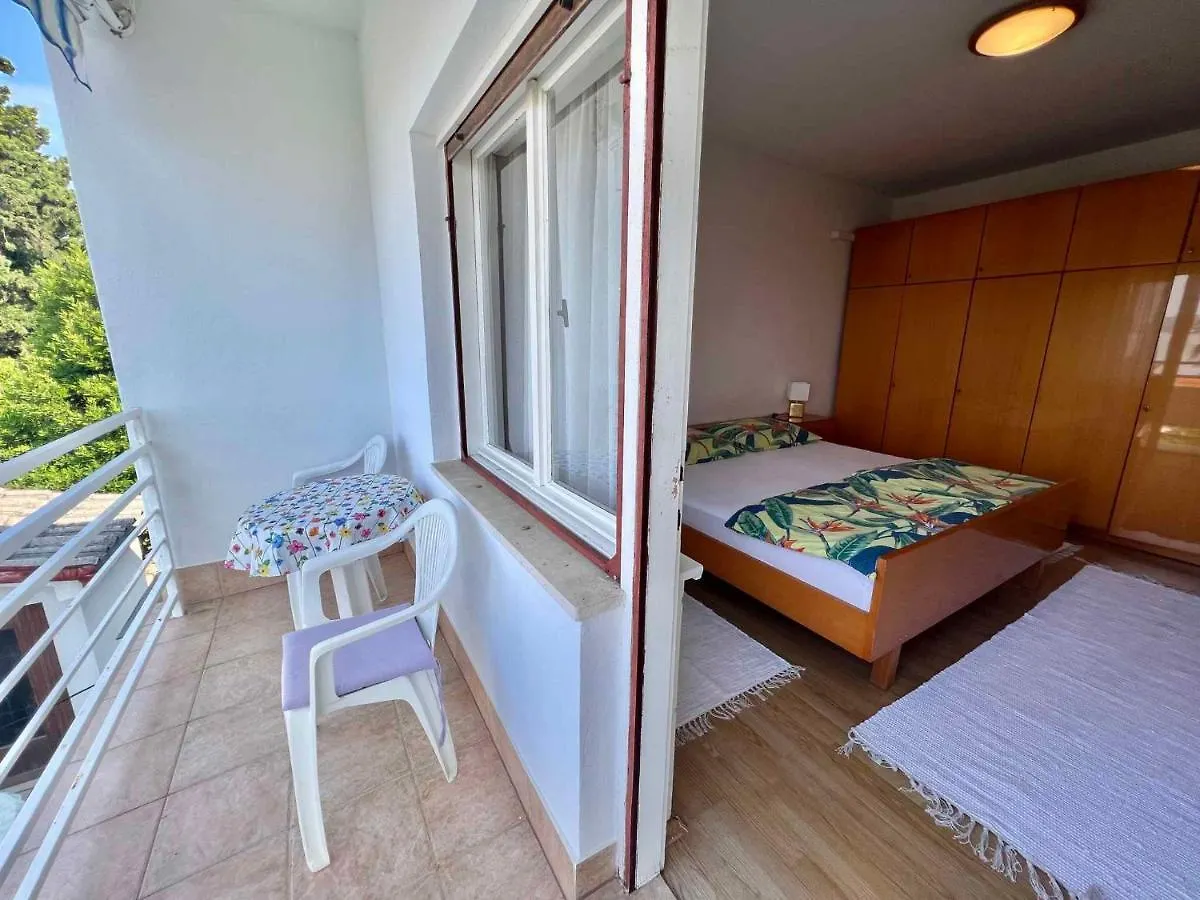 Apartments In Dramalj 42932